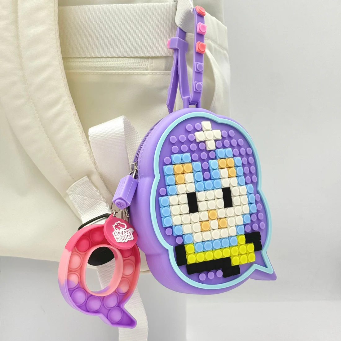 tui-deo-pixel-mau-tim-nho-gon-mon-phu-kien-dang-yeu-1